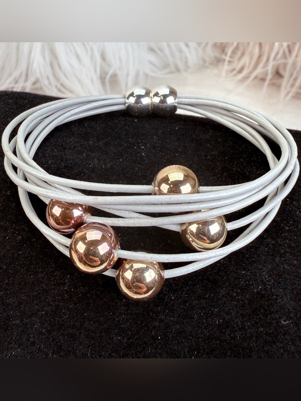Light gray beaded magnetic closure bracelet